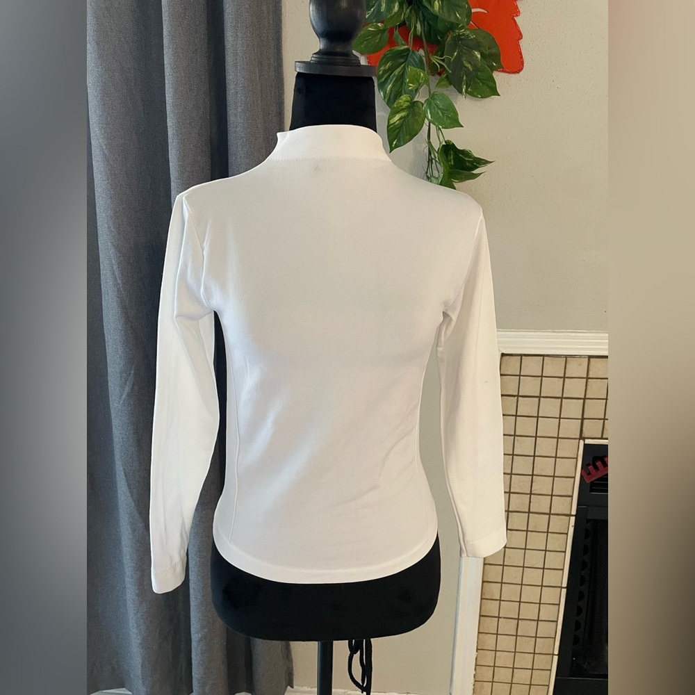 F G F| Elegant White Long Sleeve Women's Top Soft warm-One Size